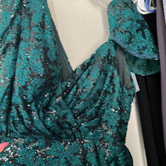 Gorgeous evening dress like new in perfect condition size 14 true to size - Picture 6 of 6